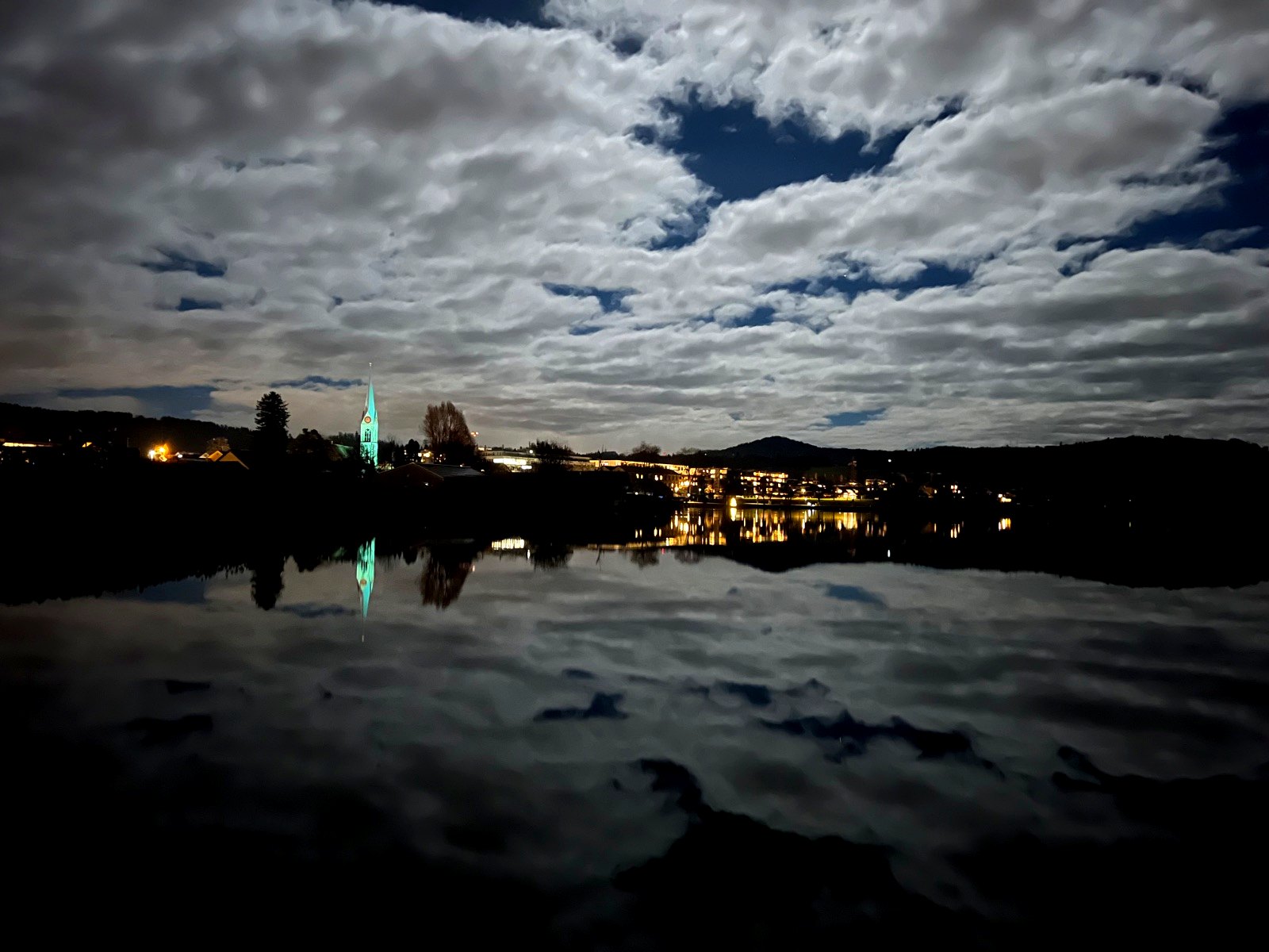 See bei Nacht